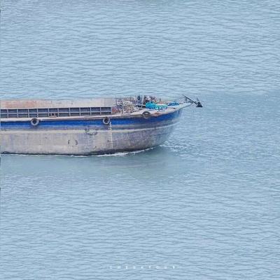 中国海警局新闻发言人就菲律宾侵闯鲎藤礁发表谈话